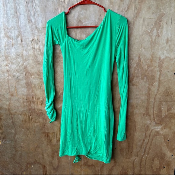 Camila Coelho Green Lena Mini Dress Asymmetrical Ruched Long Sleeve Dress - Picture 5 of 11